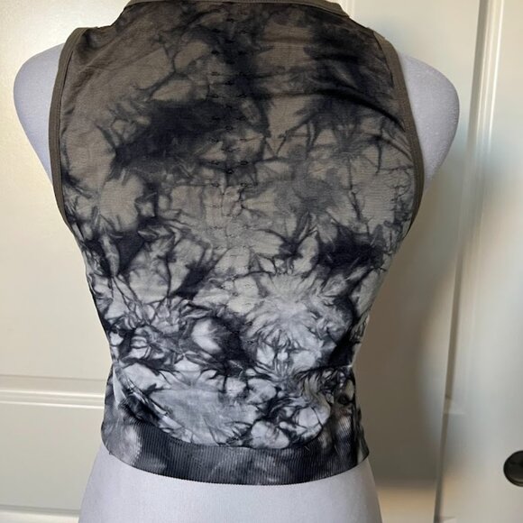 Max Studio Performance Gray Tie Dye Sports Bra Crop Top Size Medium - Picture 6 of 10